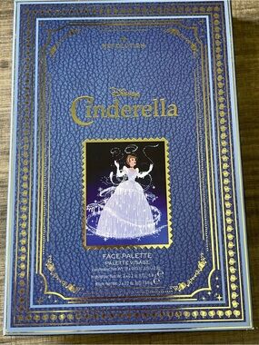 I Heart Revolution x Disney Fairytale Storybook Palette Cinderella - New